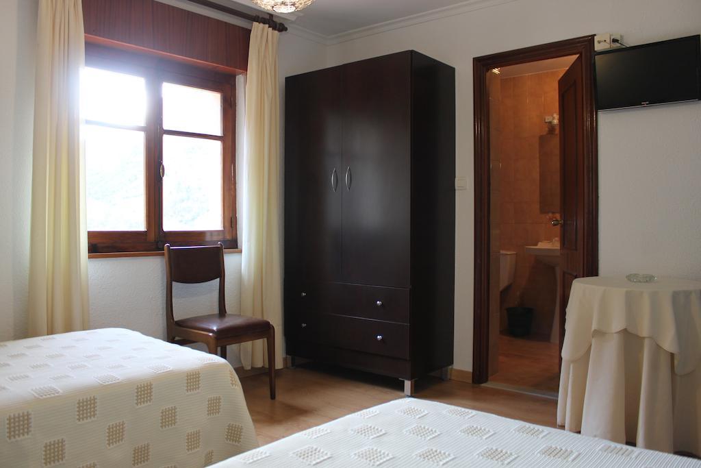 Hotel Hostal Monte Rio Trescares Pokoj fotografie