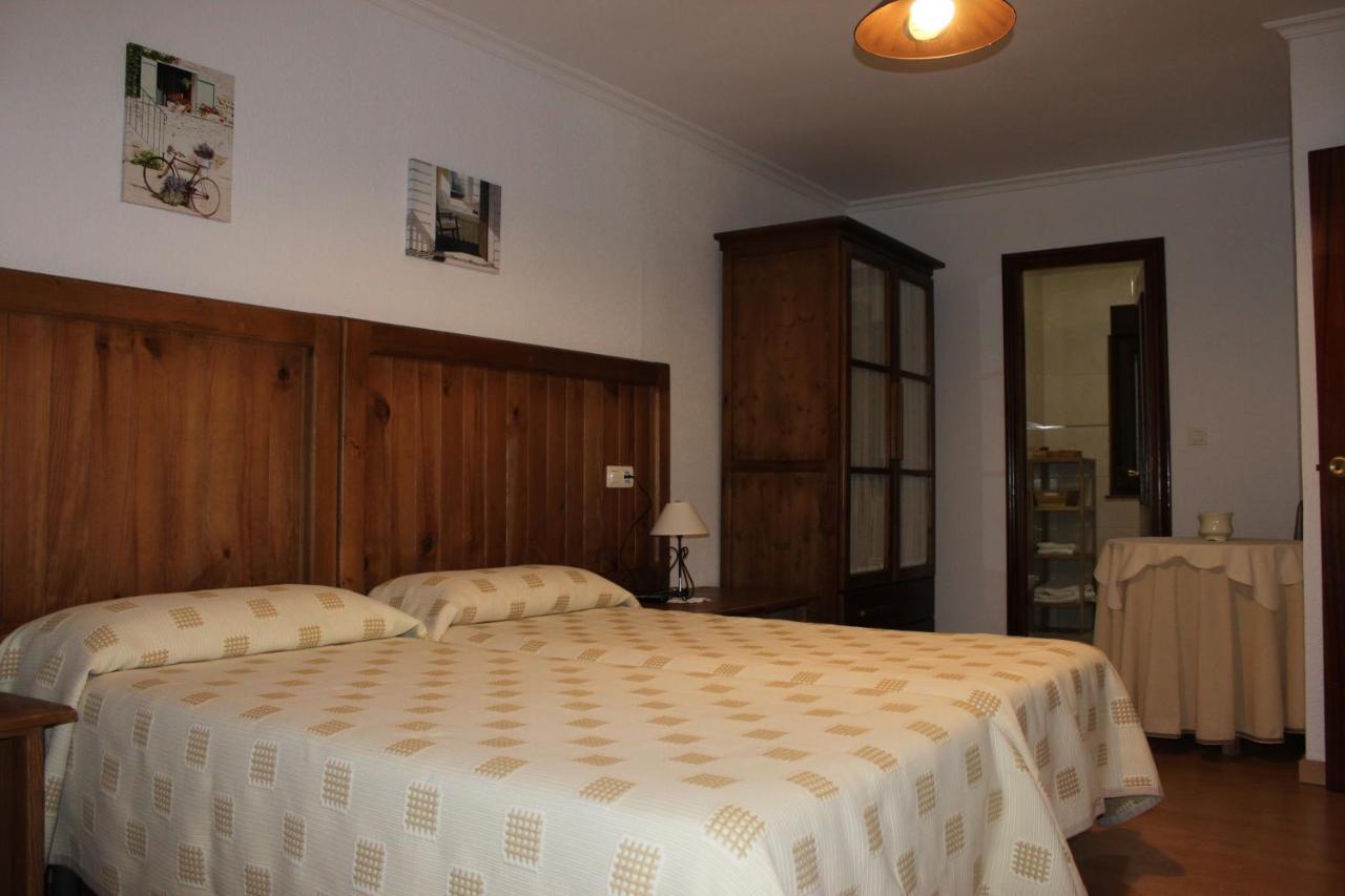 Hotel Hostal Monte Rio Trescares Exteriér fotografie
